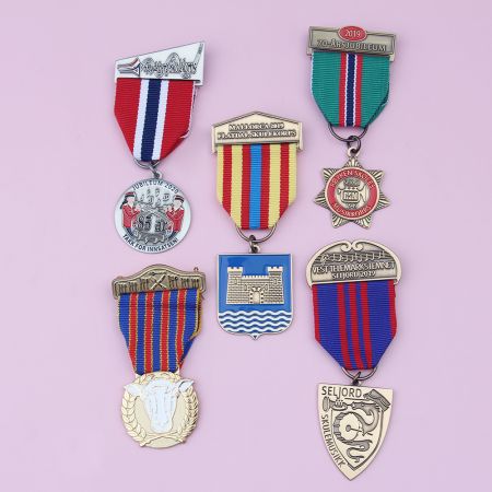 Medallón de Reconocimiento.