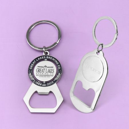 Móc chìa khóa mở nắp chai bằng thép không gỉ được làm theo yêu cầu.