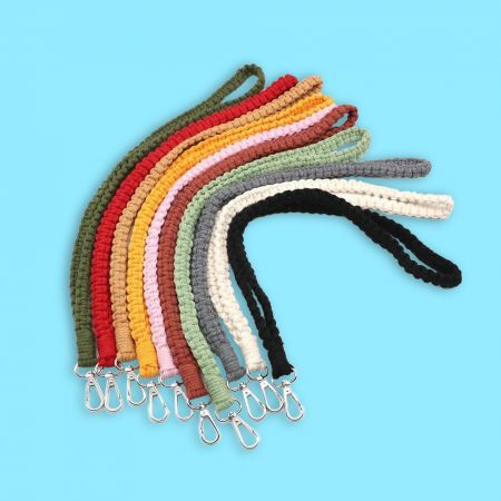Grosir Lanyard Anyaman Kustom.