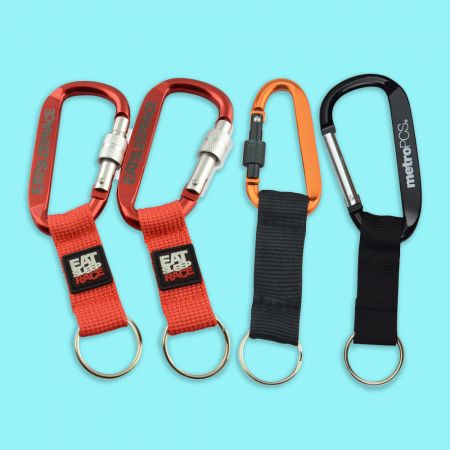 Dây đeo gắn kèm tùy chỉnh.