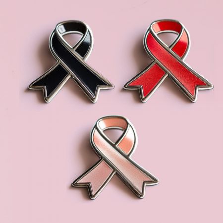 Badges de charité promotionnels.