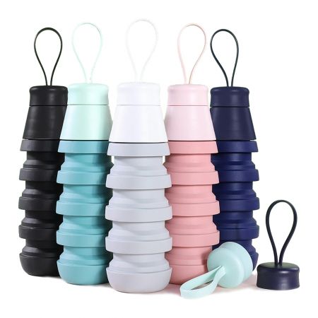 Bouteilles en silicone pliables écologiques.