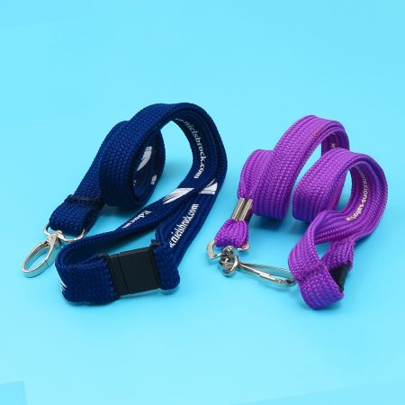 Cinta de cuello plana personalizada con impresión CMYK.