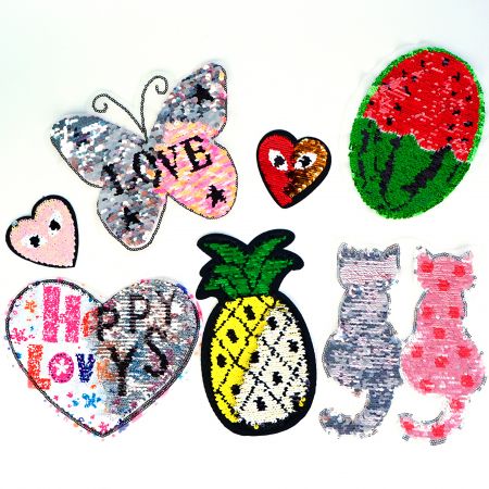 Parches de bordado de lentejuelas reversibles personalizadas - Fabricante de parches reversibles de lentejuelas personalizadas