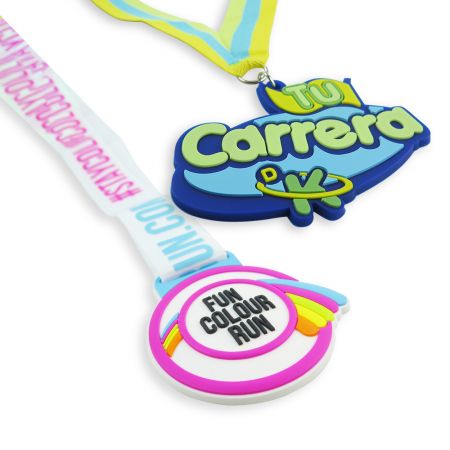 Médaille en caoutchouc personnalisée durable.