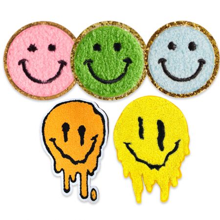 Chenille de Carita Sonriente Personalizada - Parche de Carita Sonriente Peludo
