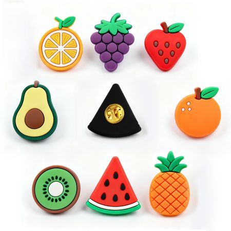 Pinnae lapel PVC mollis non-toxicae promotionales.