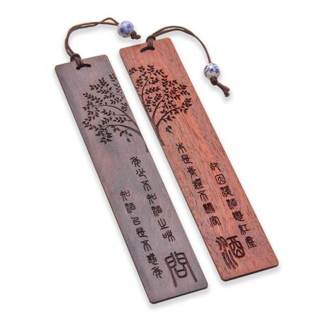 Dấu trang gỗ tùy chỉnh nhẹ.