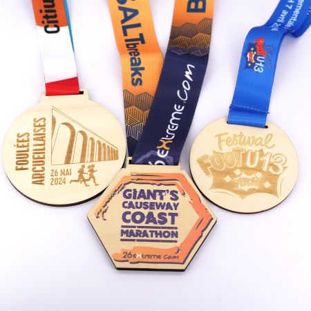 OEM Holzmedaille individuell.