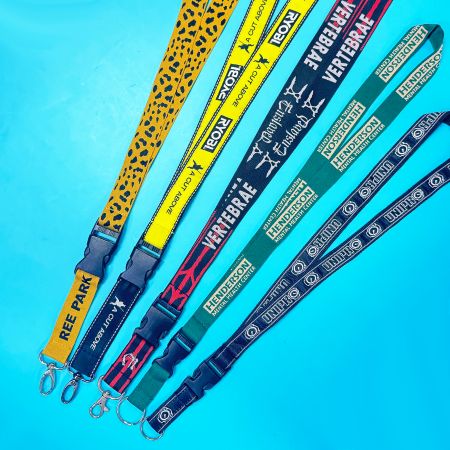 Lanyard Tenun Kustom