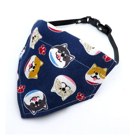 Haustier-Bandana mit Kragen.